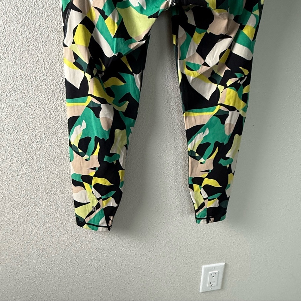 Sweaty Betty Power 7/8 Workout Leggings Green Camo Figure Casual Women’s 8-10 - Picture 9 of 11